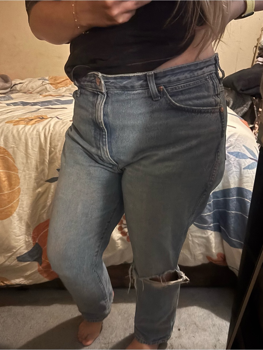 Wrangler Wild West 603 High-Rise Light Blue Women’s Jeans with Knee Rip